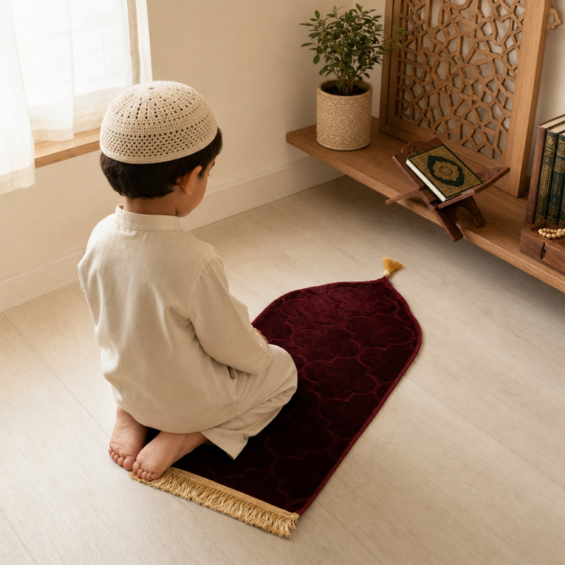 Kids Prayer Mat – Red (68x35cm)