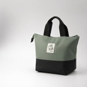 Professional Insulated Lunch Tote – Rugged Olive & Black (30cm) Professional Insulated Lunch Tote – Rugged Olive & Black (30cm)