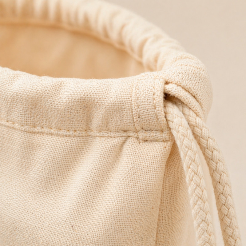 Urban Minimalist Everyday Backpack – Classic Ivory (40cm)