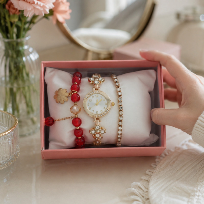 Golden Hour Ladies Watch Designed for Style &amp; Timekeeping – Golden (free)