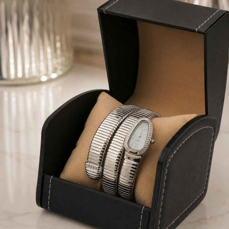 Snake Coil Bracelet Ladies Watch Display Case