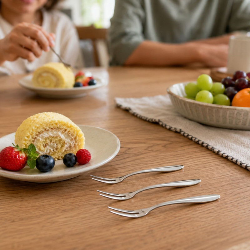 Fine Form Dinner Fork Designed for Everyday Cooking &amp; Kitchen Excellence – Silver (H-12.5cm)