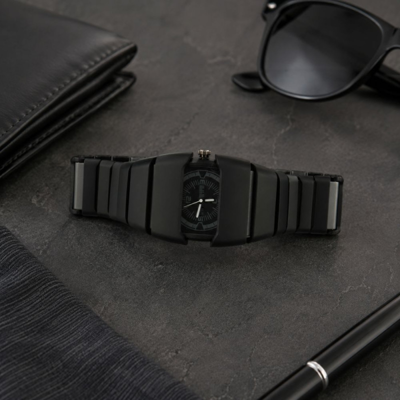 Elegant Black Hand Watch – Black