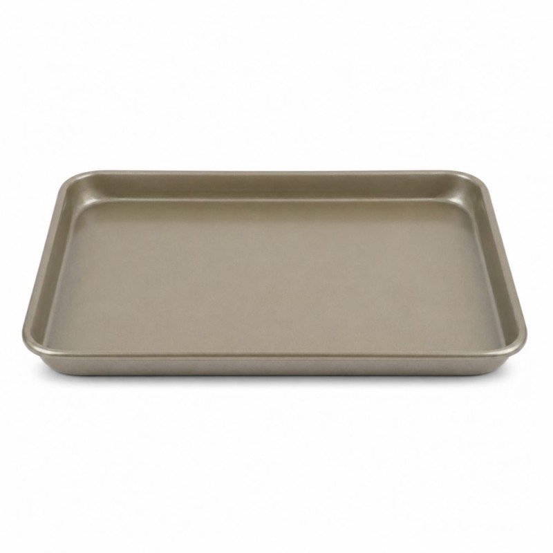 Premium Gold-Colored Carbon Steel Baking Sheet Featuring a Non-Stick Coating and Durable, Warp-Resistant Construction – 34x24cm – Golden Metallic