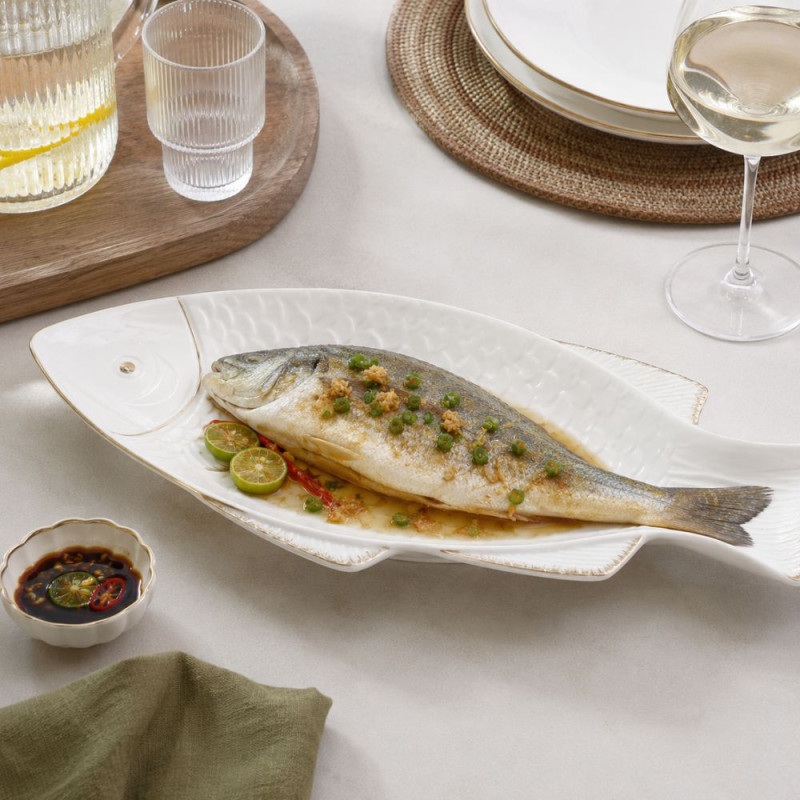 Elegant Fish-Shaped Serving Platter - White