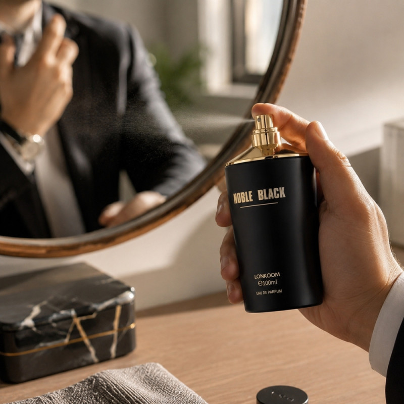 Noble Black 100ml Flask – Gold