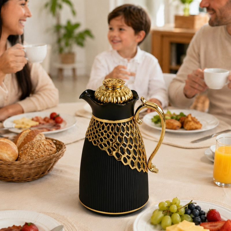 Lustrous Class Vacuum Flask Designed for Temperature Retention &amp; On-the-Go – Black (H-27 CM)