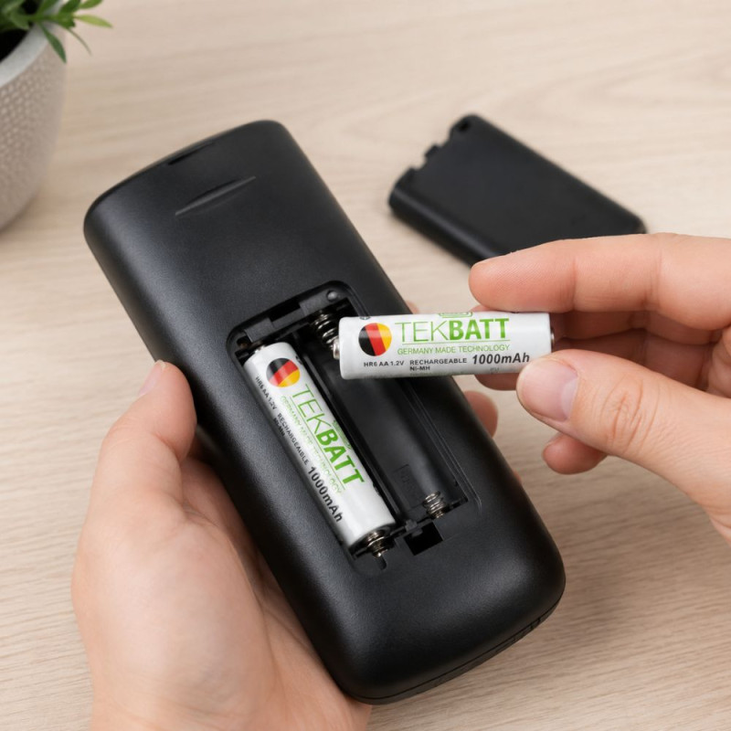 TEKBATT AA Rechargeable Batteries (L-5 cm) – White